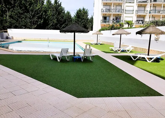 Apartamento 1 Bedroom Chaves, Praceta Vitorino Nemesio, *