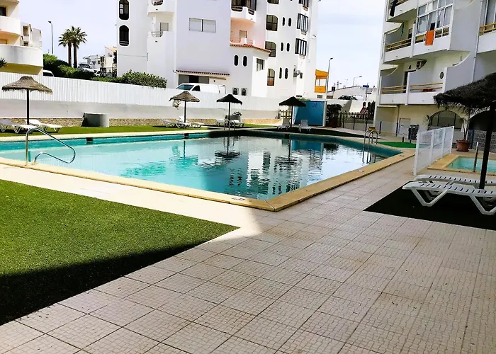 1 Bedroom Chaves, Praceta Vitorino Nemesio, *