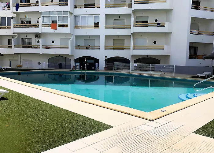 1 Bedroom Chaves, Praceta Vitorino Nemesio, * Albufeira