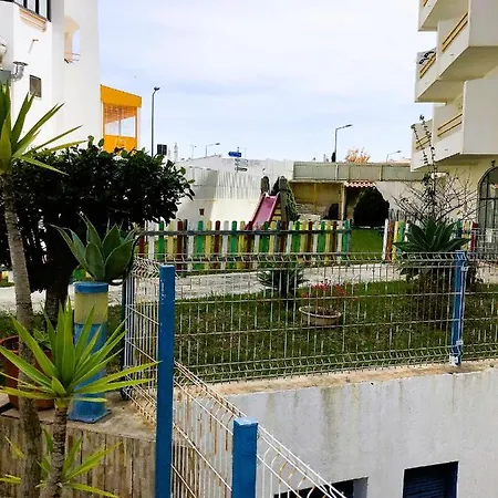 1 Bedroom Chaves, Praceta Vitorino Nemesio, Apartment *